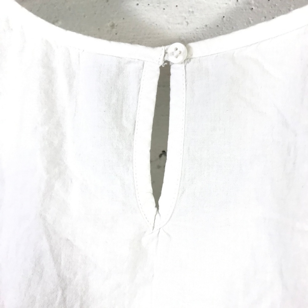 SOLD!! Old Navy Eyelet 100% Cotton White Tank Plus - Picture 5 of 8